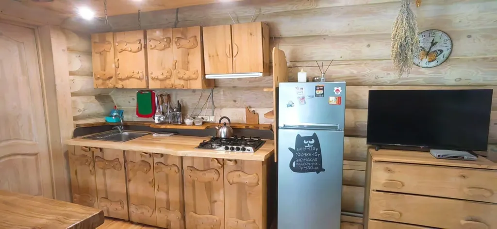 Уютный дом у озера Ельно