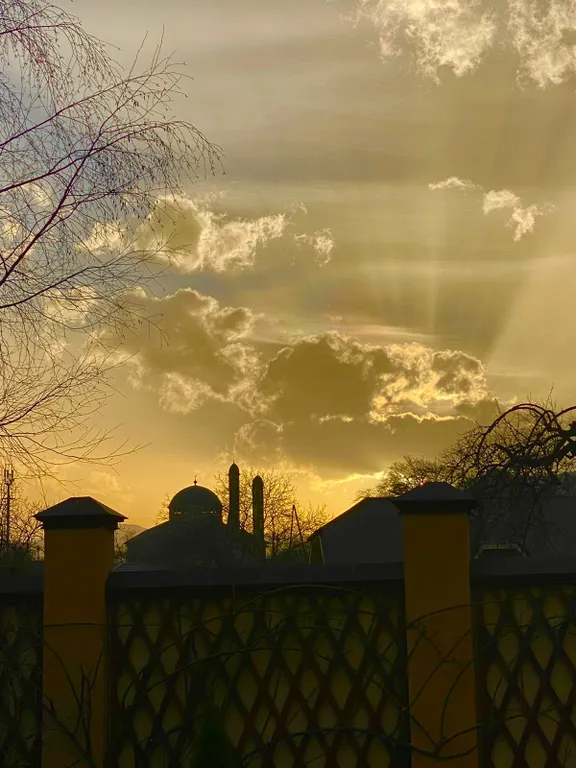 Загородный дом с бассейном и зоной отдыха