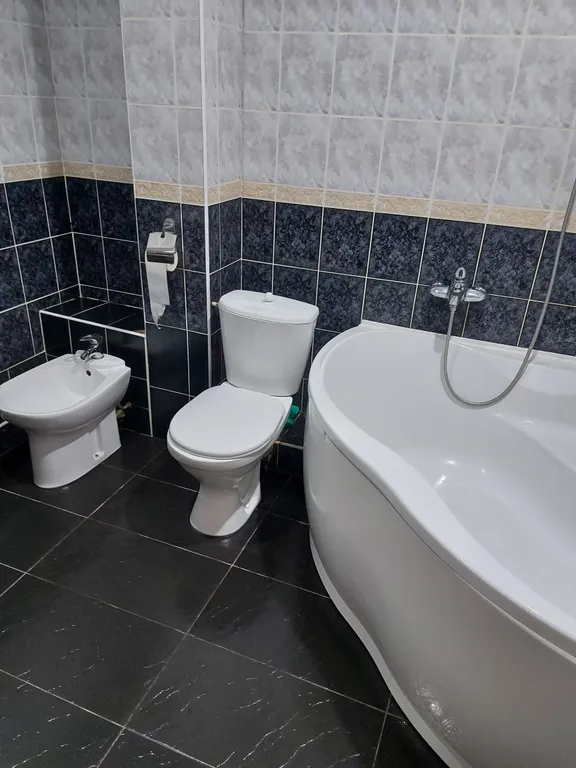 4-комнатная квартира с евроремонтом