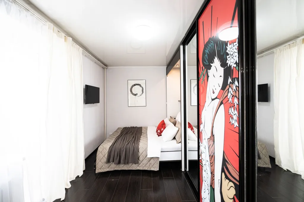 Комфортная квартира на площади Революции