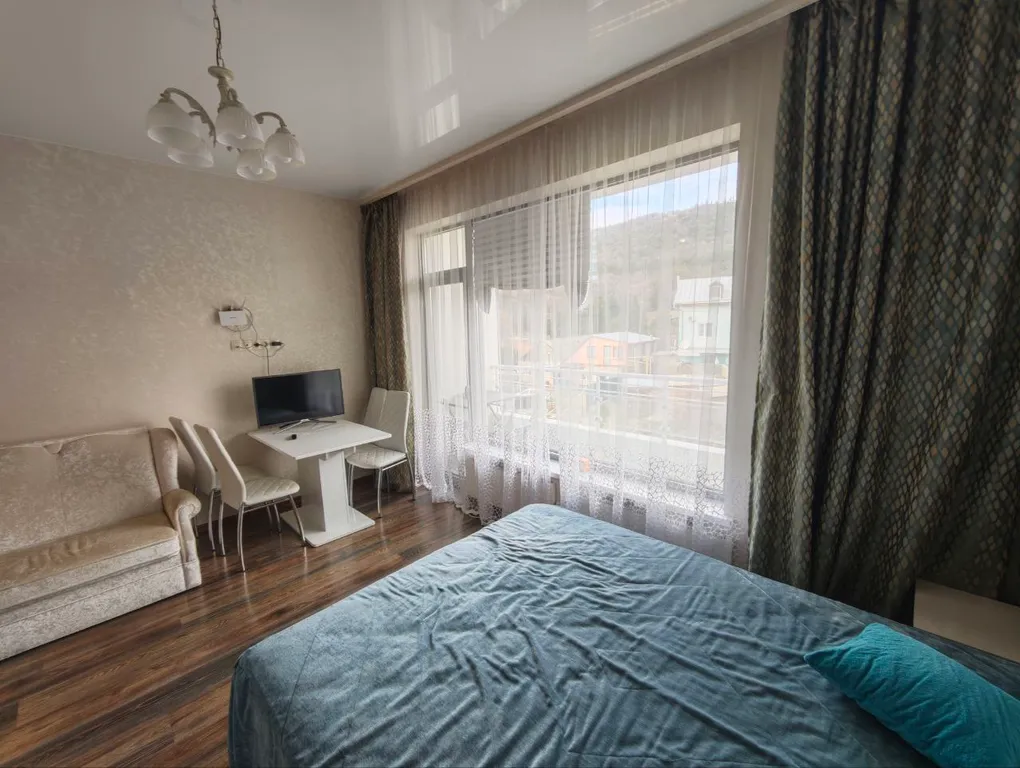 Уютная квартира у моря возле замка Ласточкино гнездо