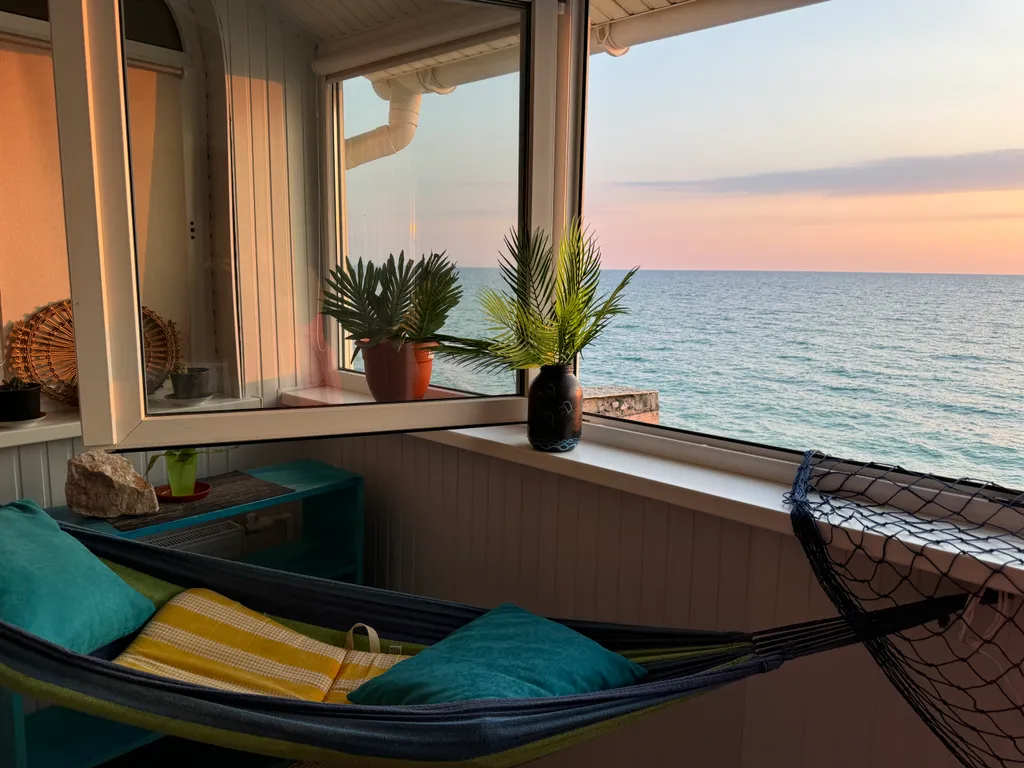 Морская дача у самого моря