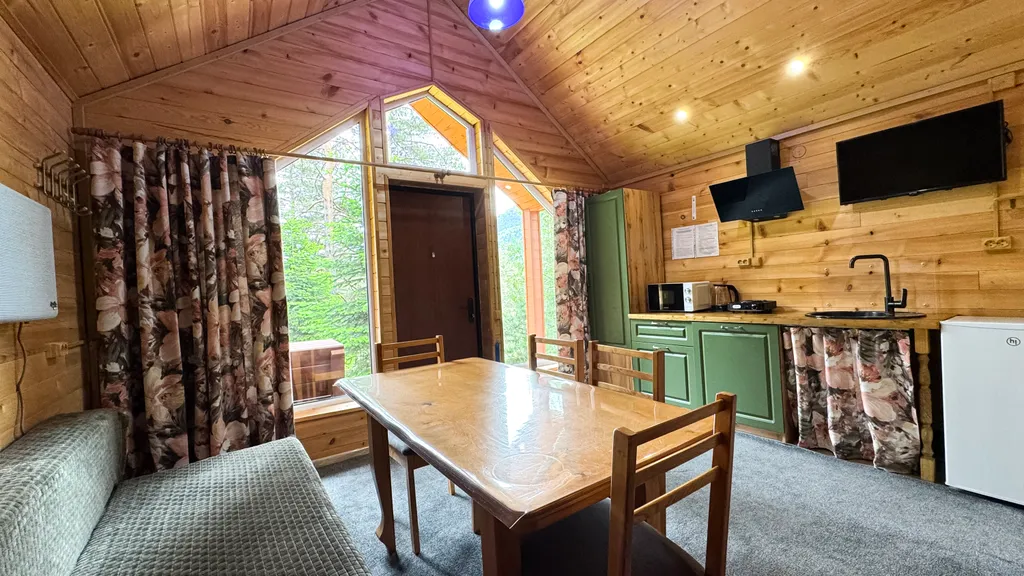 Коттедж Гостевой дом с видом на горы — Архыз