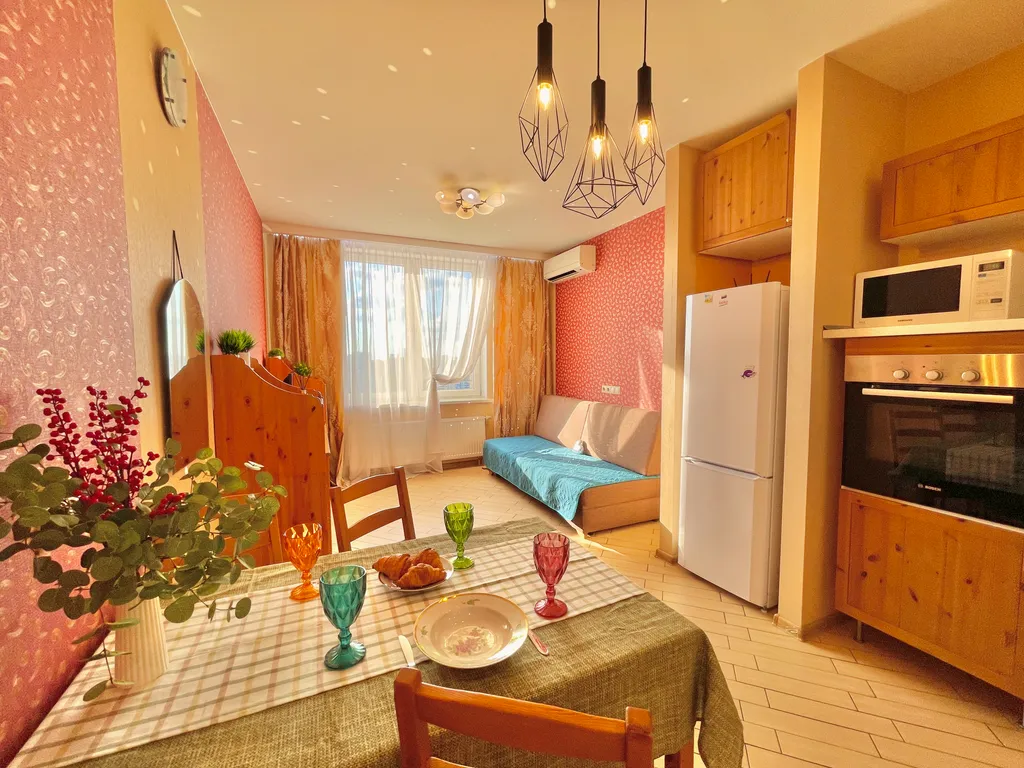 Евро 2-комнатная квартира с ярким интерьером