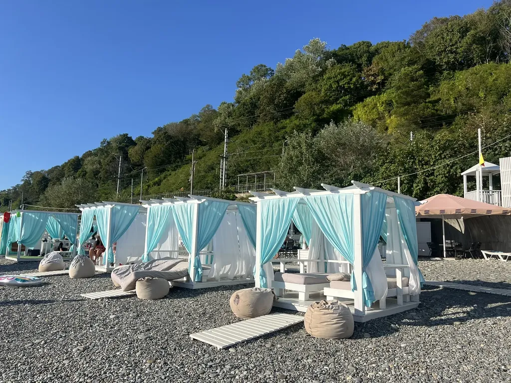 3-комнатные апартаменты с бассейном