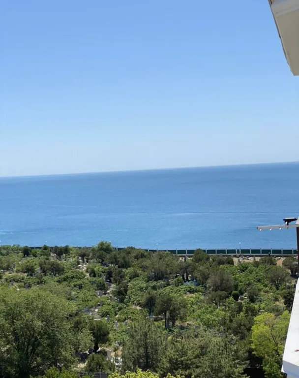 Квартира с видом на море