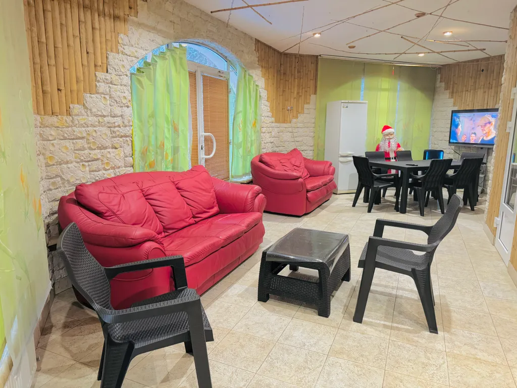 10-комнатный Дом