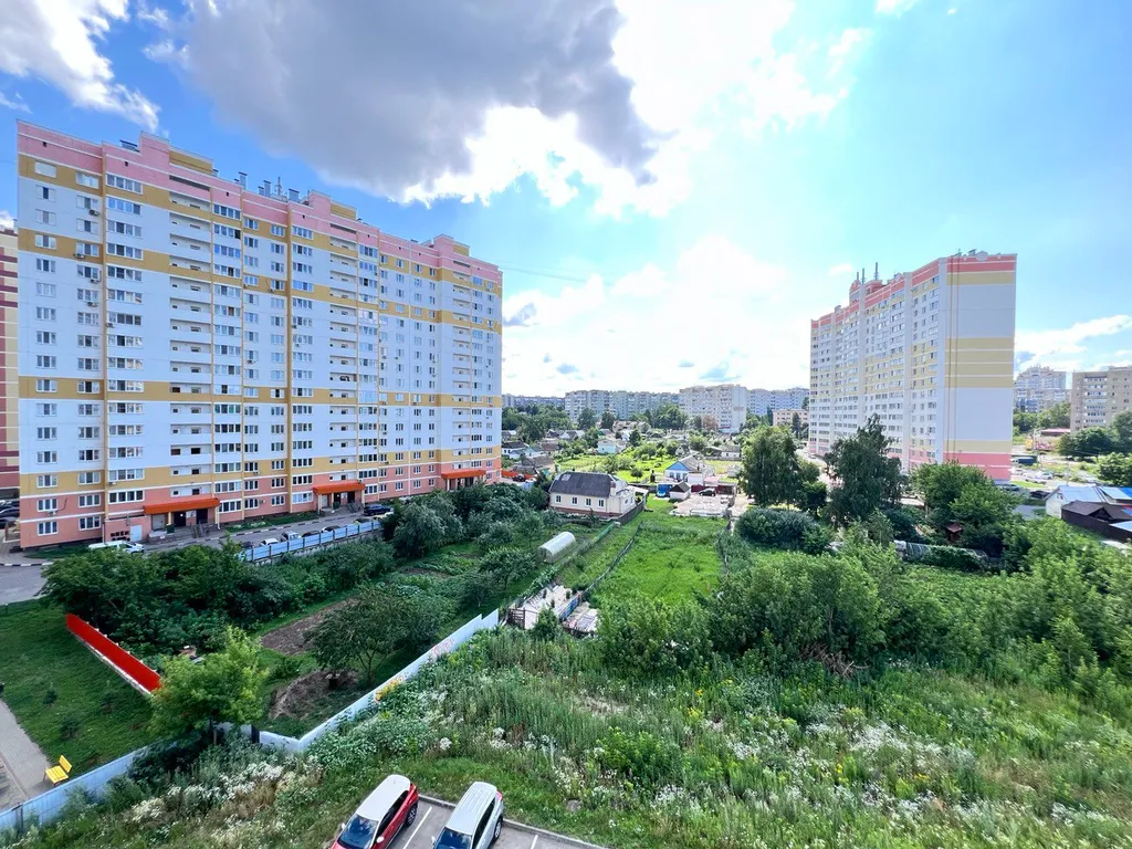 Стильная современная двушка центр