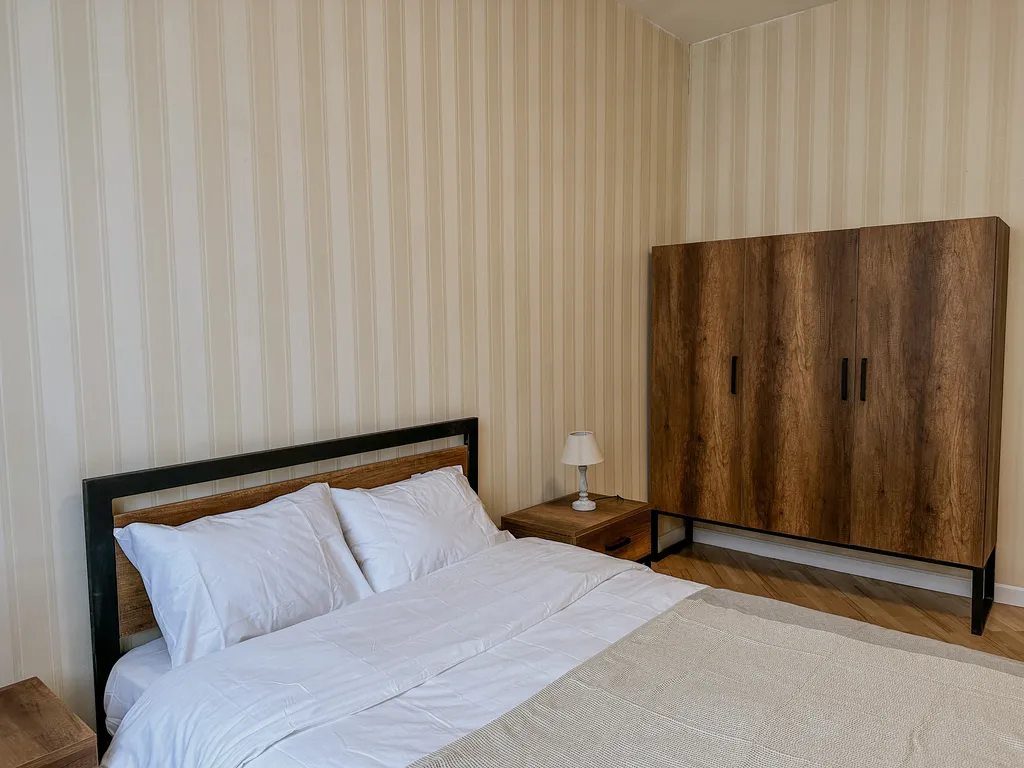 Лафамилия Тбилиси на площади Свободы