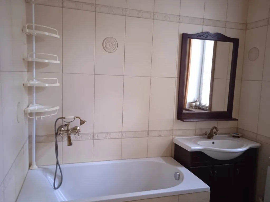 5-комнатный Дом