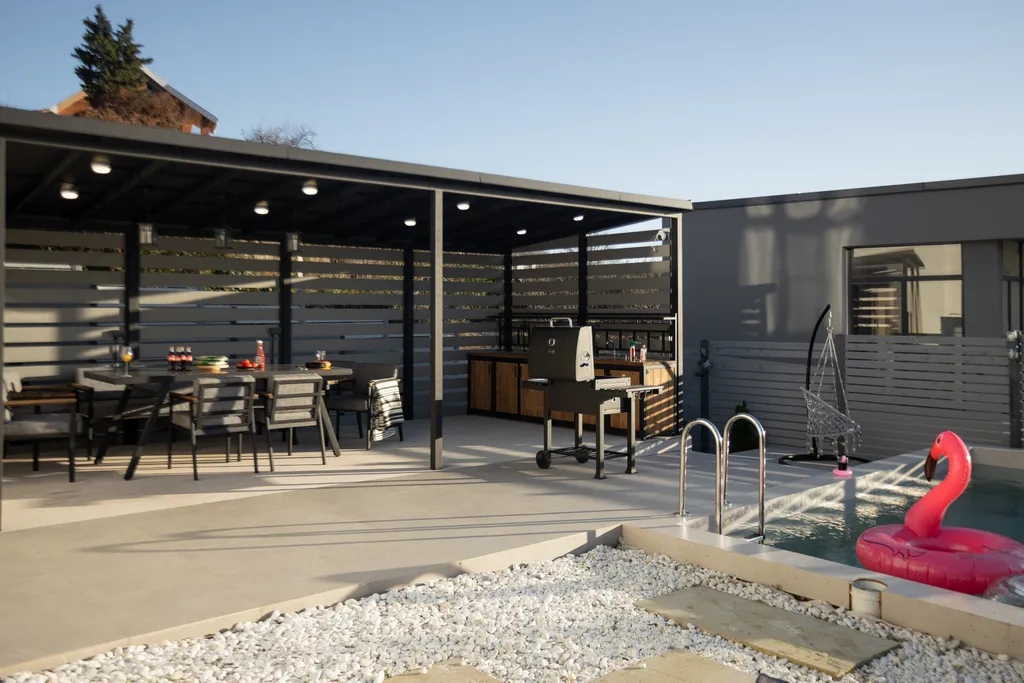 Дом с панорамным видом на море