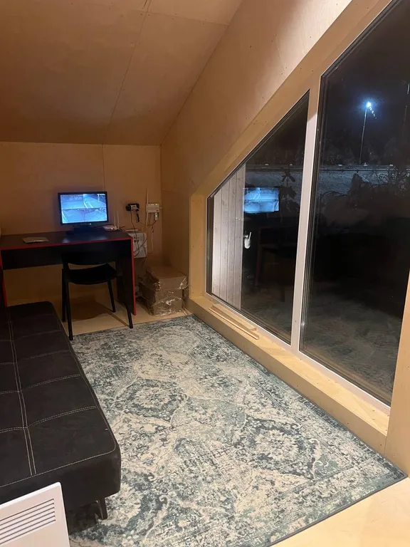 Барнхаус на берегу реки Кундыш