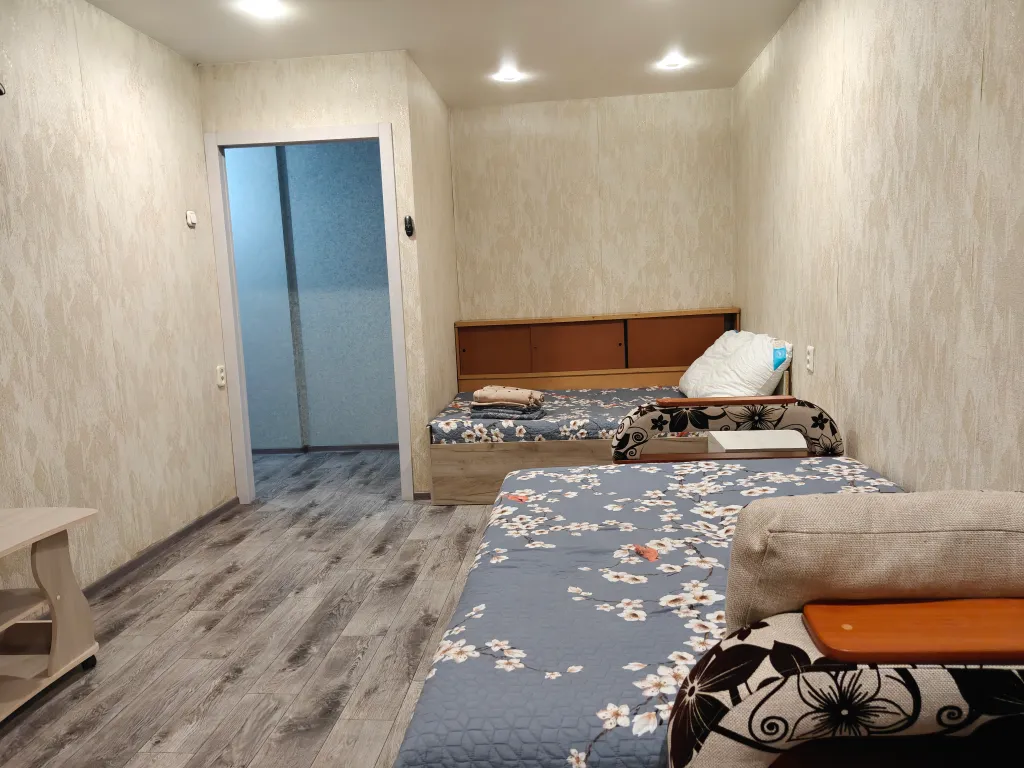 Уютная квартира в центре города — аренда посуточно в Тында