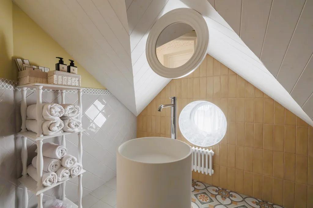 Стандарт мансардный dbl  «Вальс цветов»