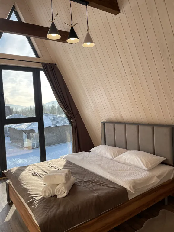 Шале дом с видом на горы и лес Кристалл Шерегеш