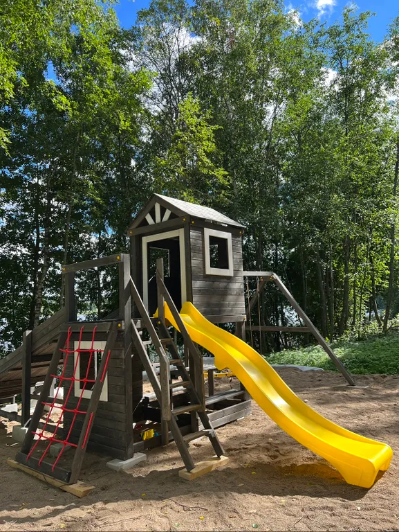 Коттедж Коттедж с видом на озеро Заячья избушка — Глубокое (Каменногорское г/п)