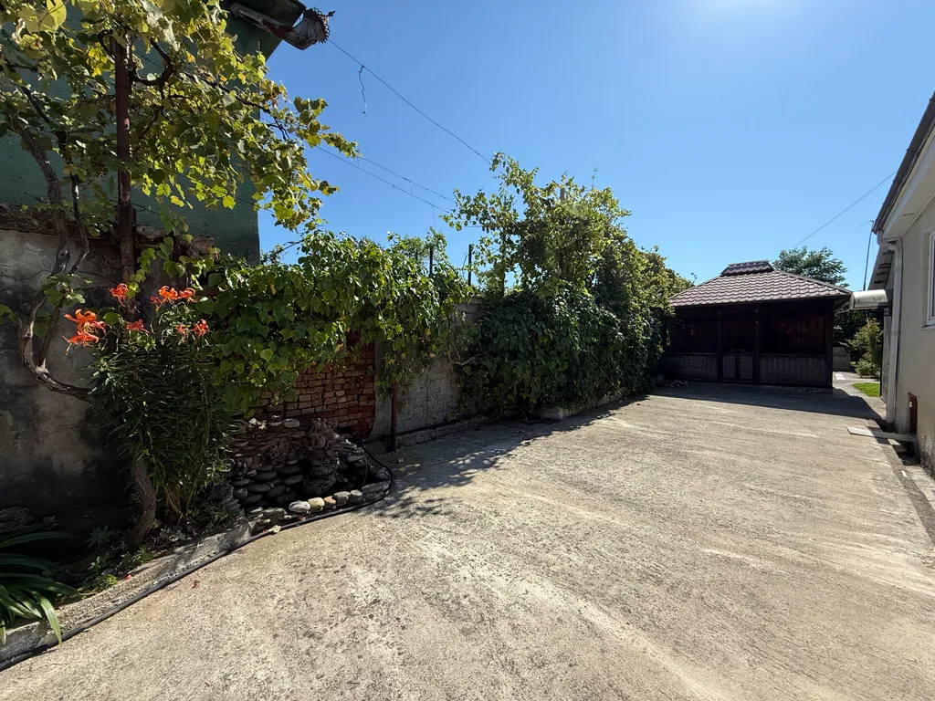 Уютные номера в городе Гудаута