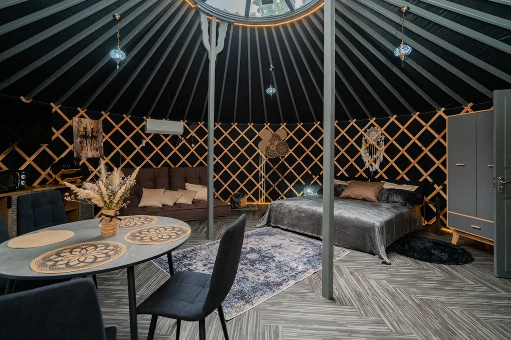 Коттедж Юрта в лесу — аренда посуточно в Воронеж