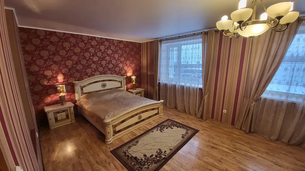 Коттедж Огромный коттедж с бассейном и баней — Богородск