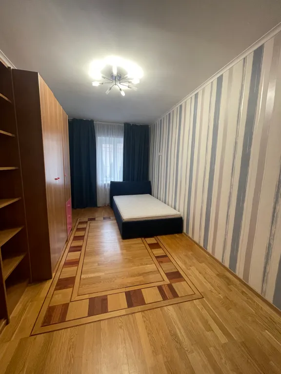 Квартира 4-комнатная Квартира — Светлогорск