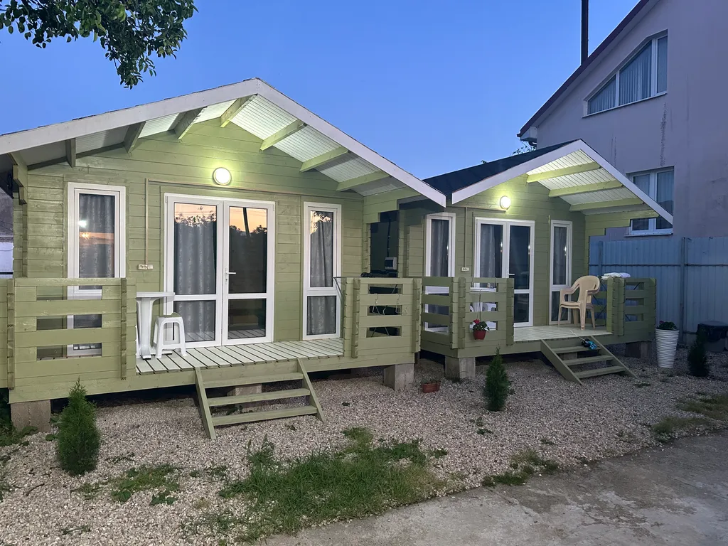 Коттедж под ключ, с удобствами внутри — аренда посуточно в Гудаута