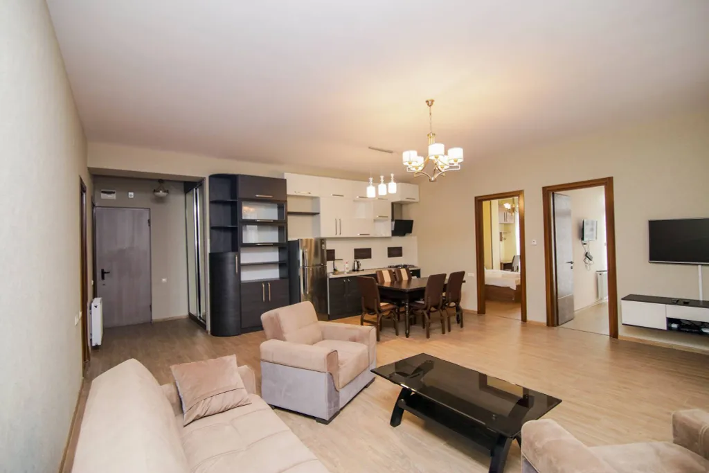 3-комнатная Квартира — аренда посуточно в Тбилиси