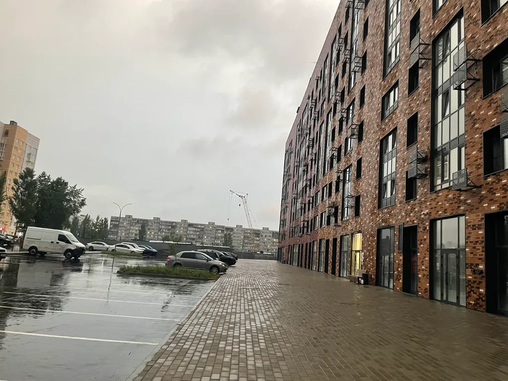 Комфортная квартира-студия Космос