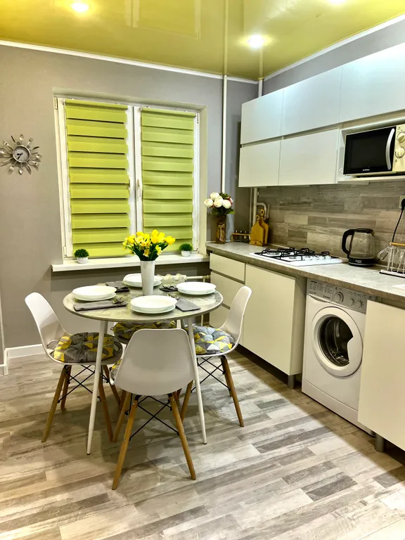 Уютная солнечная квартира с большой лоджией и видом на весь город