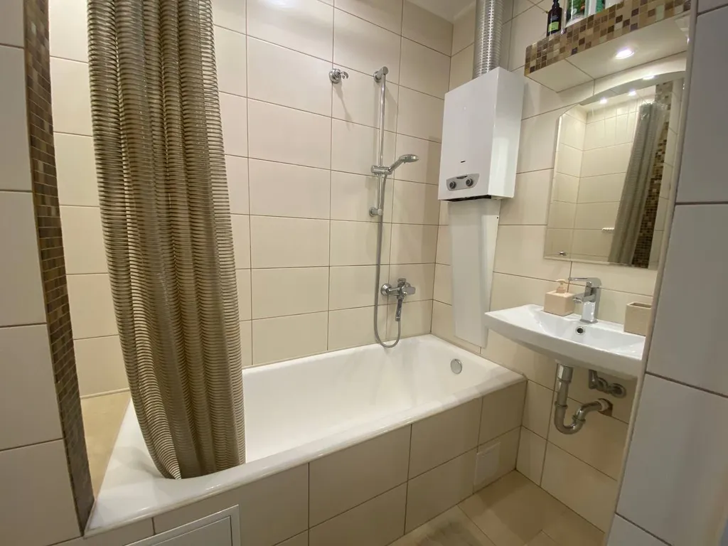 Квартира Уютная квартира у Южного вокзала с видом на Бранденбургские ворота — Калининград