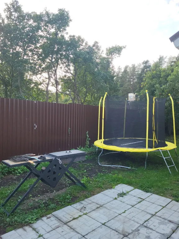 Дом у залива и клуба Фаворит