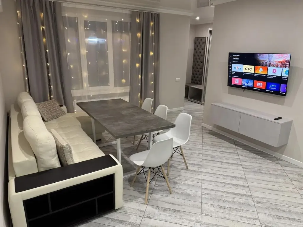 Дом на южной с бассейном