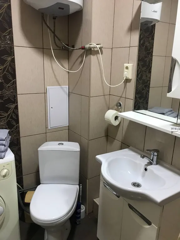 Квартира-студия у моря в шаговой доступности, личная парковка