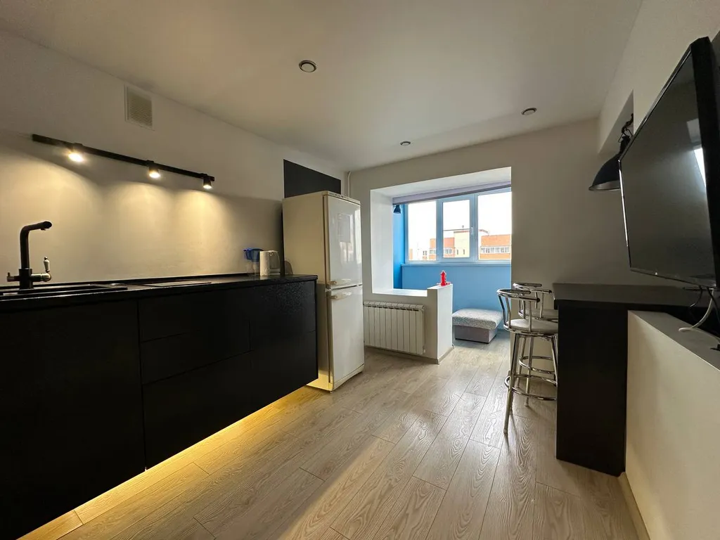 Стильная однокомнатная квартира в уютном районе рядом с лесом