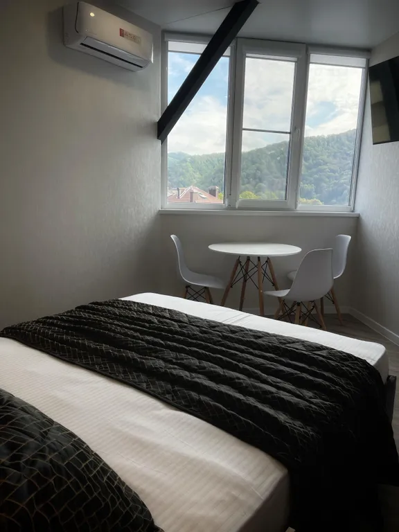 Студия в 3 минутах до моря с видом на горы