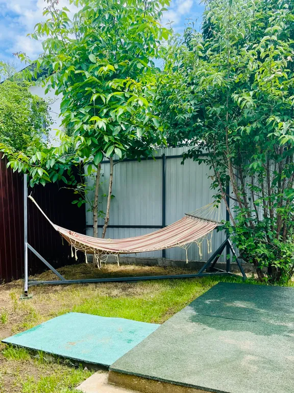 Коттедж Двухкомнатный дом с зоной отдыха и гамаком в 15 минутах от моря — Севастополь