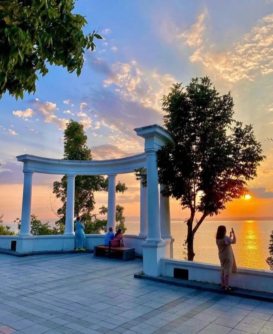 Городская набережная 