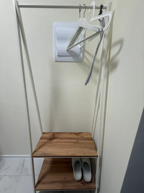 Коттедж Домик с тремя спальнями — Новороссийск