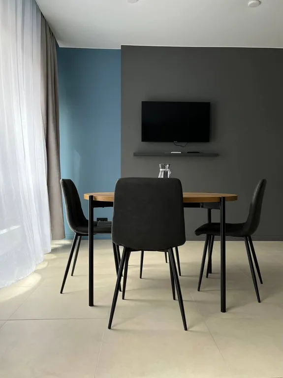 Новый апартамент с террасой в центре Светлогорска