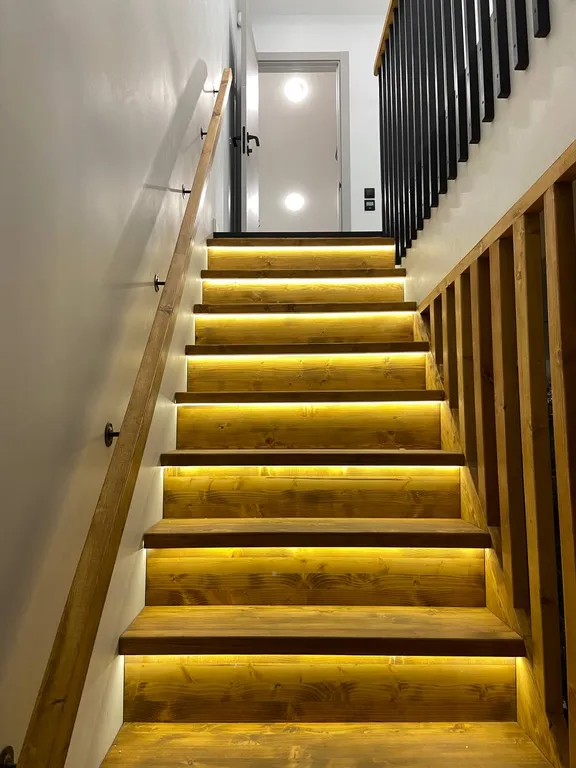 Коттедж Современный большой дом дуплекс с баней — Новоселье