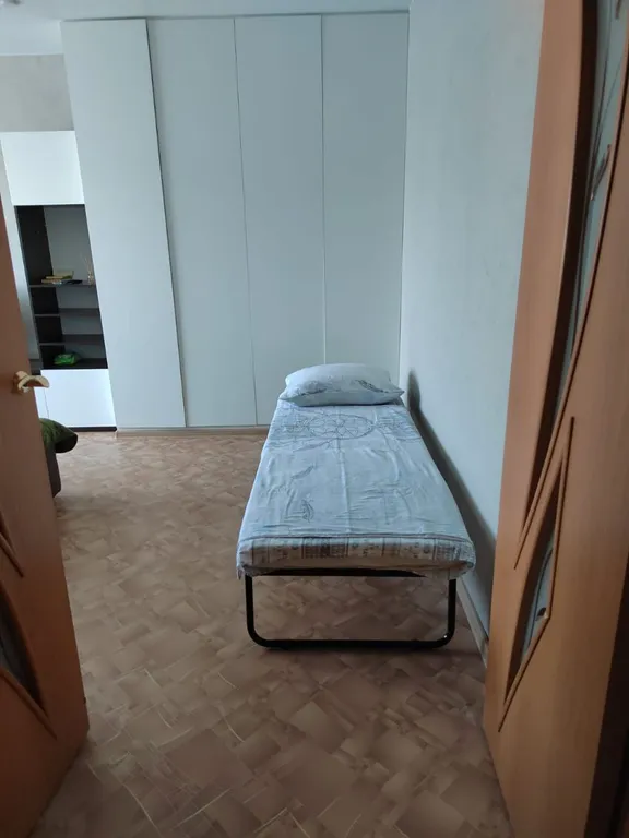 Квартира Большая двухкомнатная квартира рядом с аэропортом — Обь