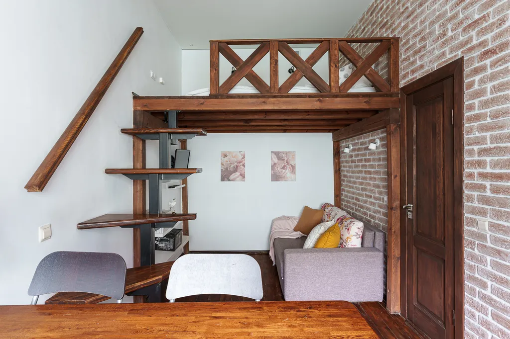 Уютная двухярусная студия в историческом центре