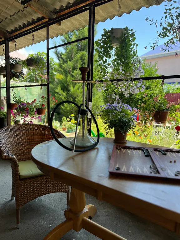 Коттедж Домик у моря с двориком, мангалом, грилем и тандыром — аренда посуточно в Сириус