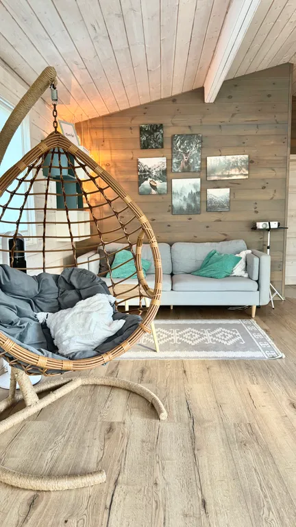 Коттедж Новый дом с баней и уличной джакузи — Ефимово