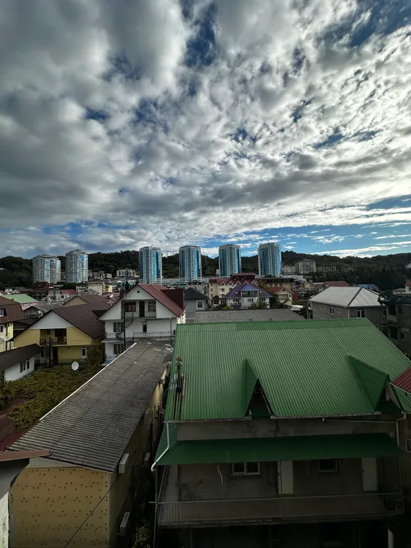 Уютные номера с БАЛКОНОМ и видом на море/горы на 1 линии в Адлере!