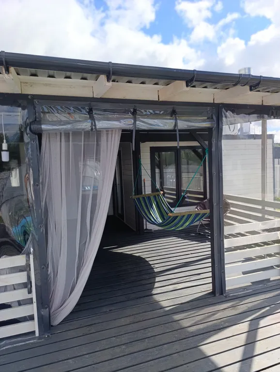 Дом у горячего источника