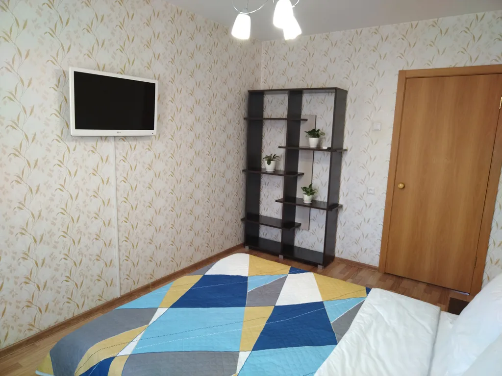 Уютная квартира рядом с Планетой