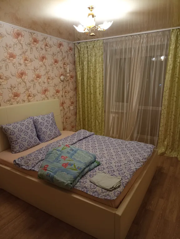 Квартира в центре города с шикарным видом на горы и пруд