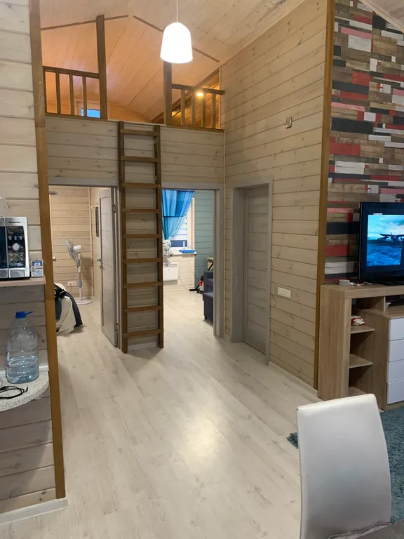 Коттедж Два новых дома на большом участке с лесом — аренда посуточно в Волоколамск