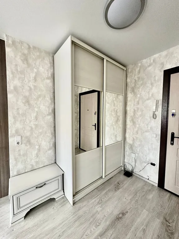 Однокомнатная квартира- студия в центре города