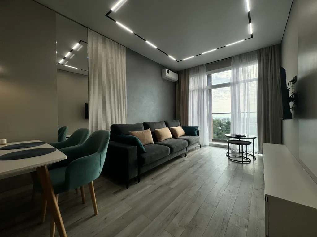 Дизайнерская евродвухкомнатная квартира в ЖК бизнес-класса Аллея Парк